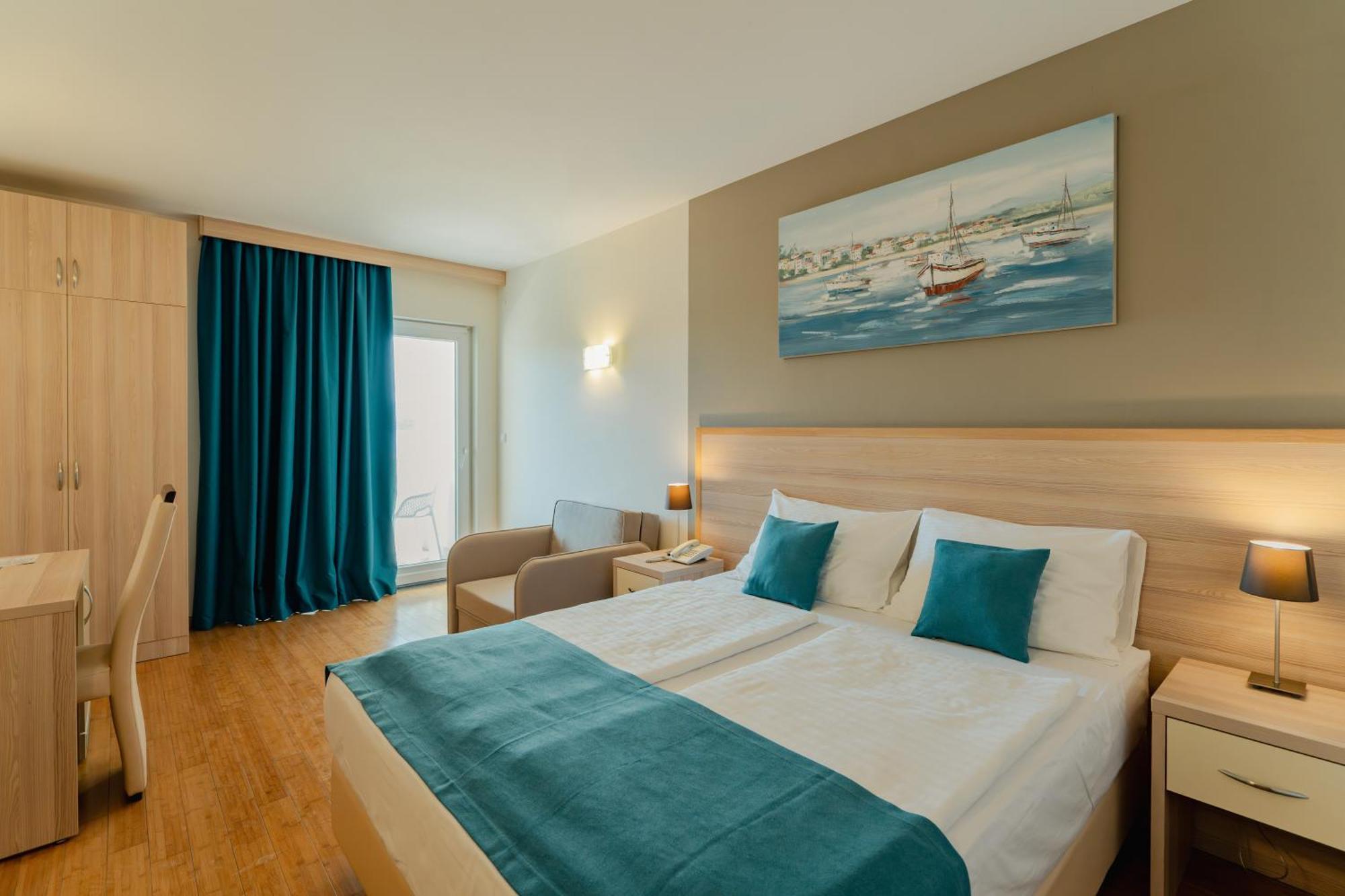 Deluxe Doppelzimmer mit Balkon und Meerblick